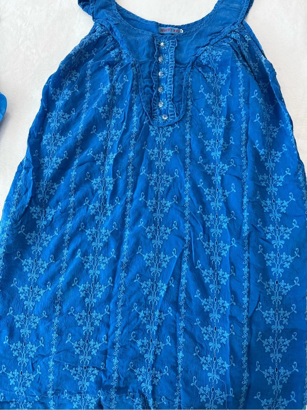 Johnny Was blue sleeveless midi dress paired with blue camisole slip lining M E3